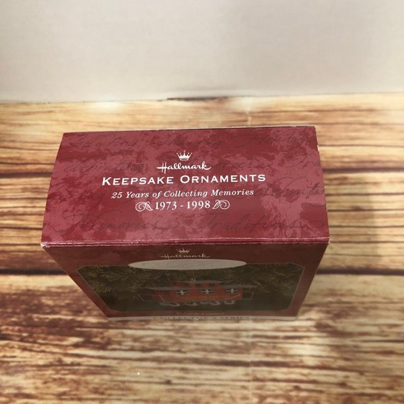 Hallmark Keepsake Ornament Yuletide Central, Caboose, Train, #5, 1998, Box 90s - Picture 14 of 14